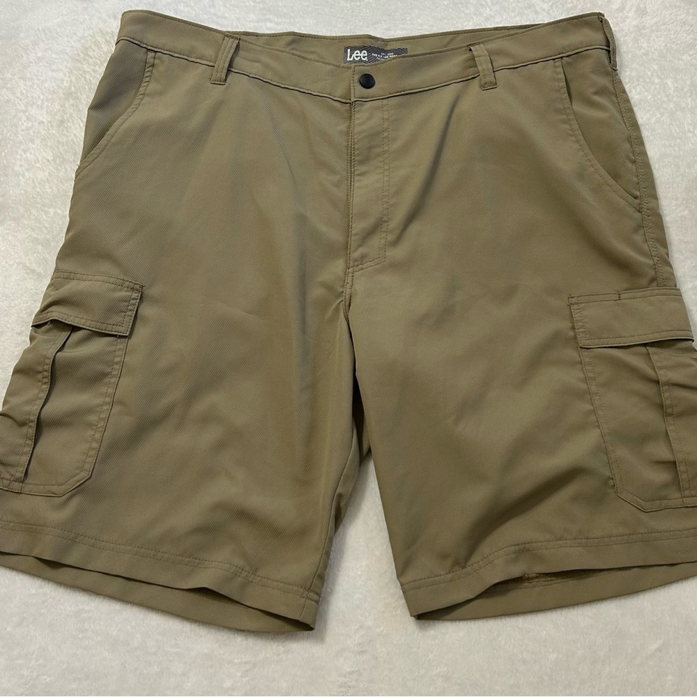 Lee Men's Khaki Cargo Shorts